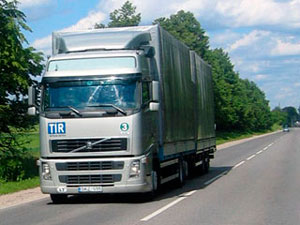 Украина ограничит движение большегрузного транспорта в жаркие дни