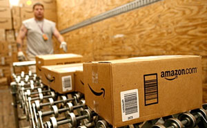 Amazon и почта США будут доставлять товары ежедневно без выгодных